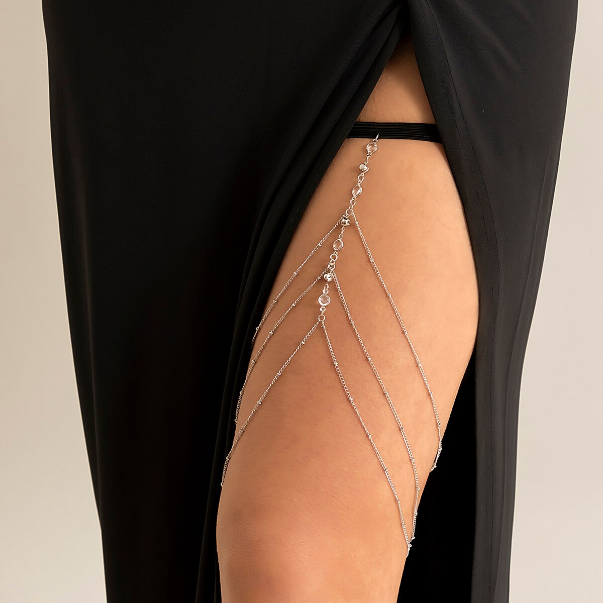 بوهو شريط مرن كريستال الساق ال - مراجعة Body Jewelry Leg Chain وسعره