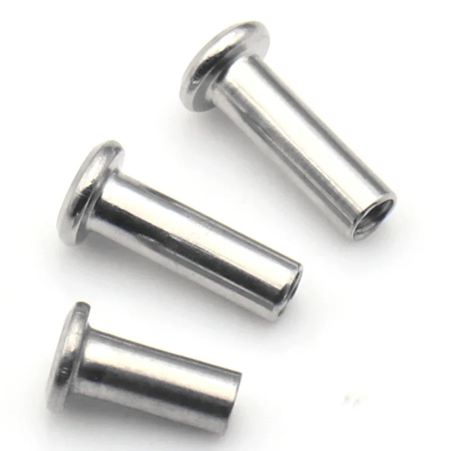 براغي وصواميل سداسية الرأس من  - مراجعة Body Jewelry Chicago وسعره
